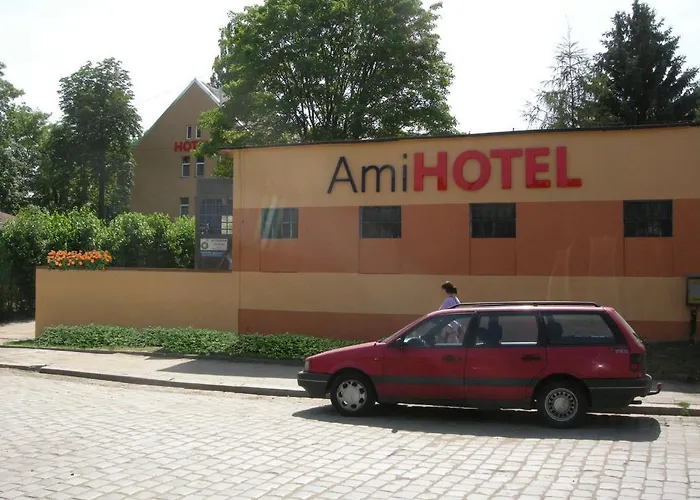 Hotel Ami 2*